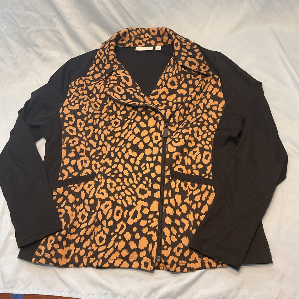 Susan Graver Black and Orange/Tan Leopard Print Blazer